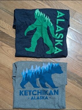 Lot Of 2 Alaska Graphic Tees